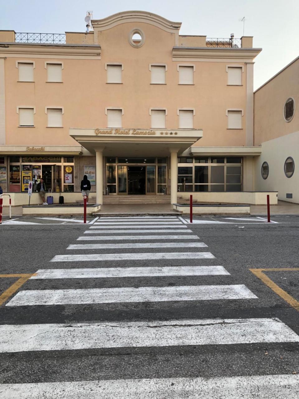 Grand Hotel Lamezia Lamezia Terme Exterior foto